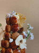 Load image into Gallery viewer, CROQUEMBOUCHE 泡芙鐵塔
